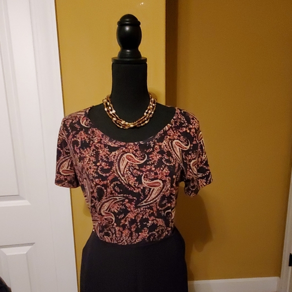 ❤LuLaRoe Classic T medium - Picture 2 of 6